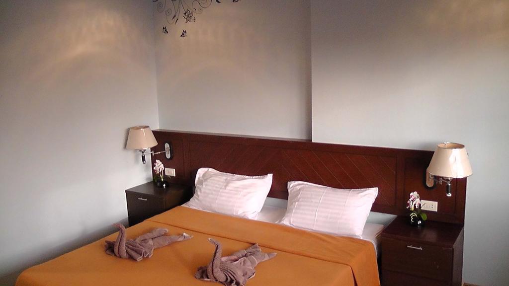Feng Shui House Hotel Patong Room photo
