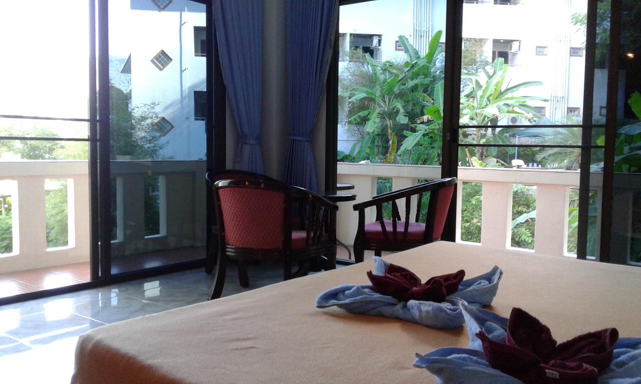 Feng Shui House Hotel Patong Exterior photo