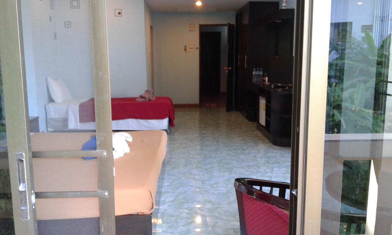 Feng Shui House Hotel Patong Exterior photo