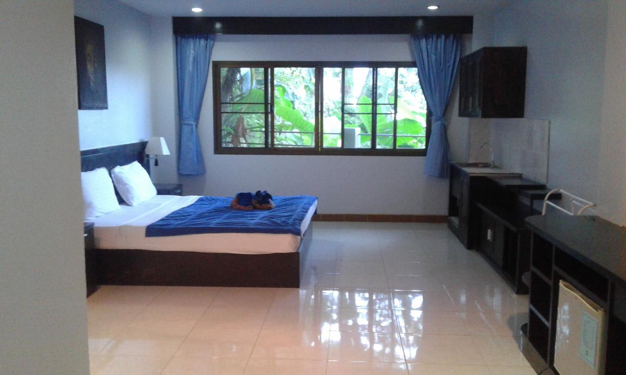 Feng Shui House Hotel Patong Exterior photo
