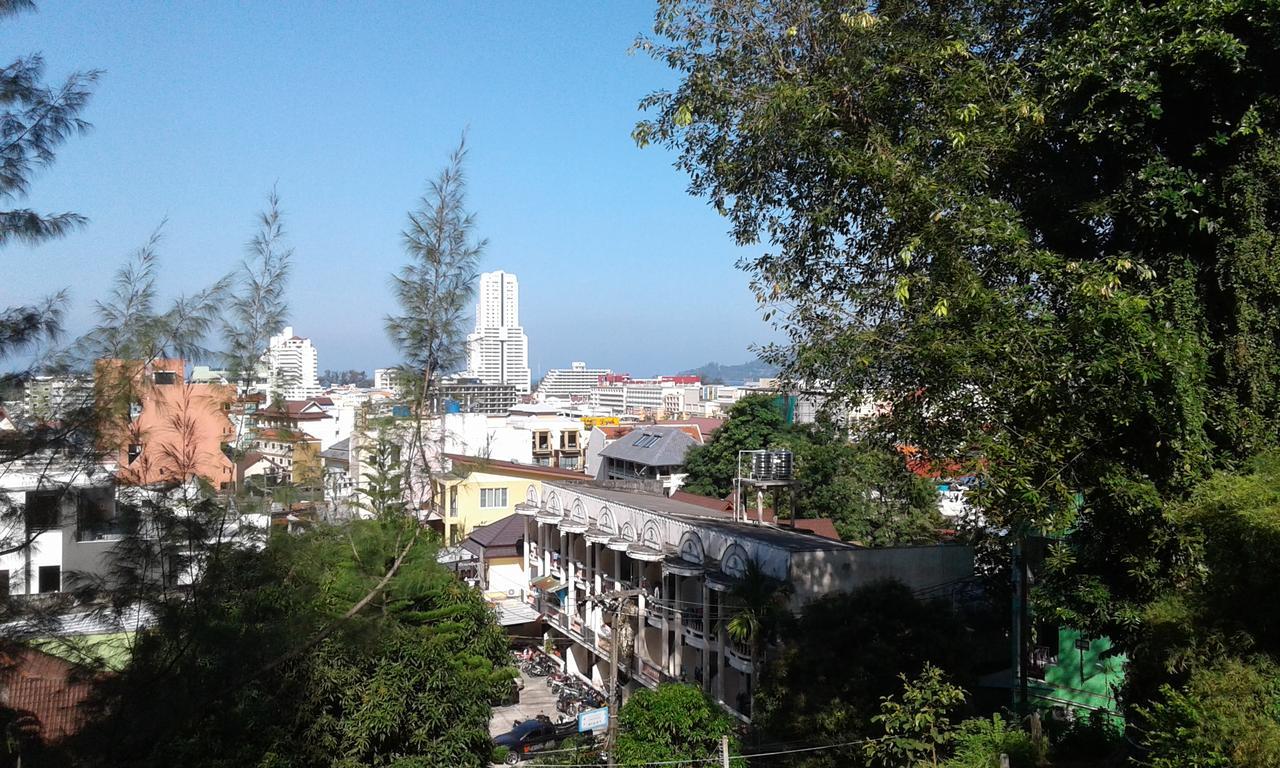 Feng Shui House Hotel Patong Exterior photo